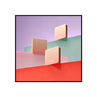 comprar Pantalla LCD cuadrada Qtenboard con resolución 2K, 500 nits de brillo para funcionamiento continuo 24/7 en publicidad comercial Fabricación en línea