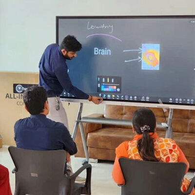 kaufen KI-gestütztes interaktives Whiteboard mit EDLA-System und drahtloser Bildschirmfreigabe für moderne Klassenzimmer Online-Herstellung