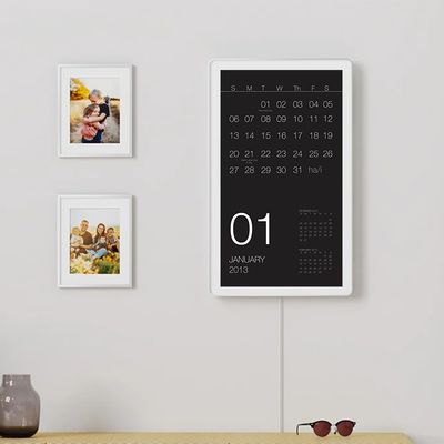 Qtenboard Full HD Resolution Digital Calendar Display with Android 11 OS and Wall Mounted Design for Offices and Schools