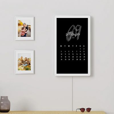 Qtenboard FHD Smart Calendar Display with Android 11 OS and Wall Mounted Design for Efficient Time Management